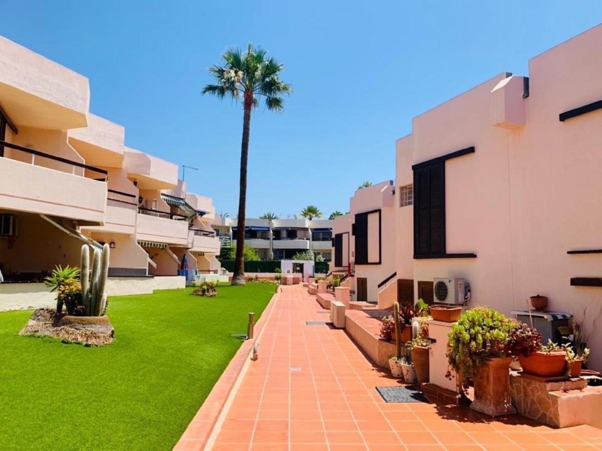 Welcome To The South And Sun Los Cristianos  Esterno foto